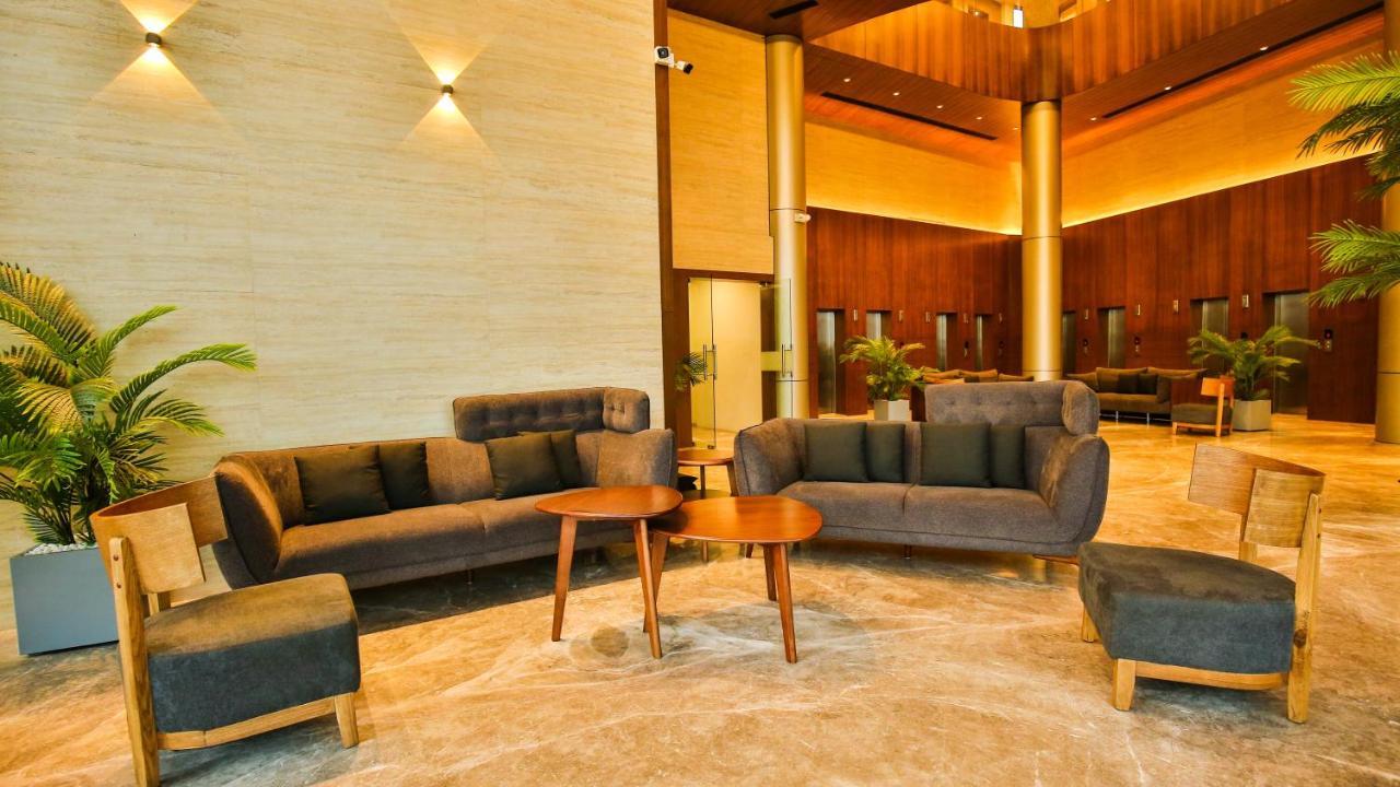 Hotel The Weekend Address Surat Exterior foto
